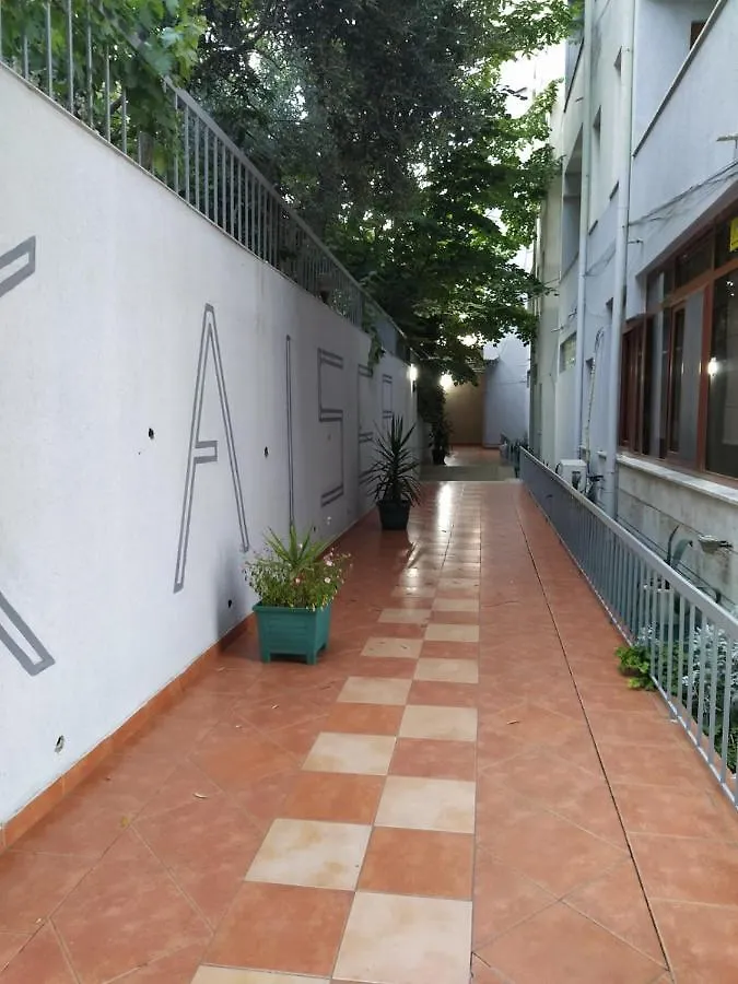 Jozi Kaiser Apartment 1 Durrës